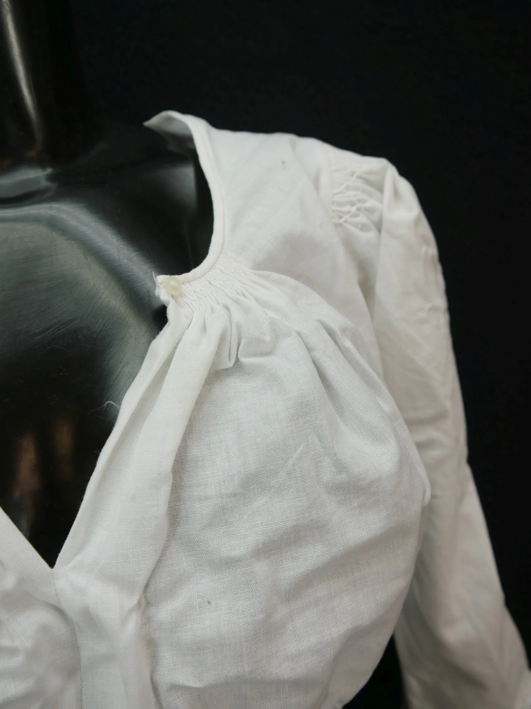 Gr.42 Dirndlbluse süße Bluse für Dirndl Baumwolle mit Spitze Stickerei B9268