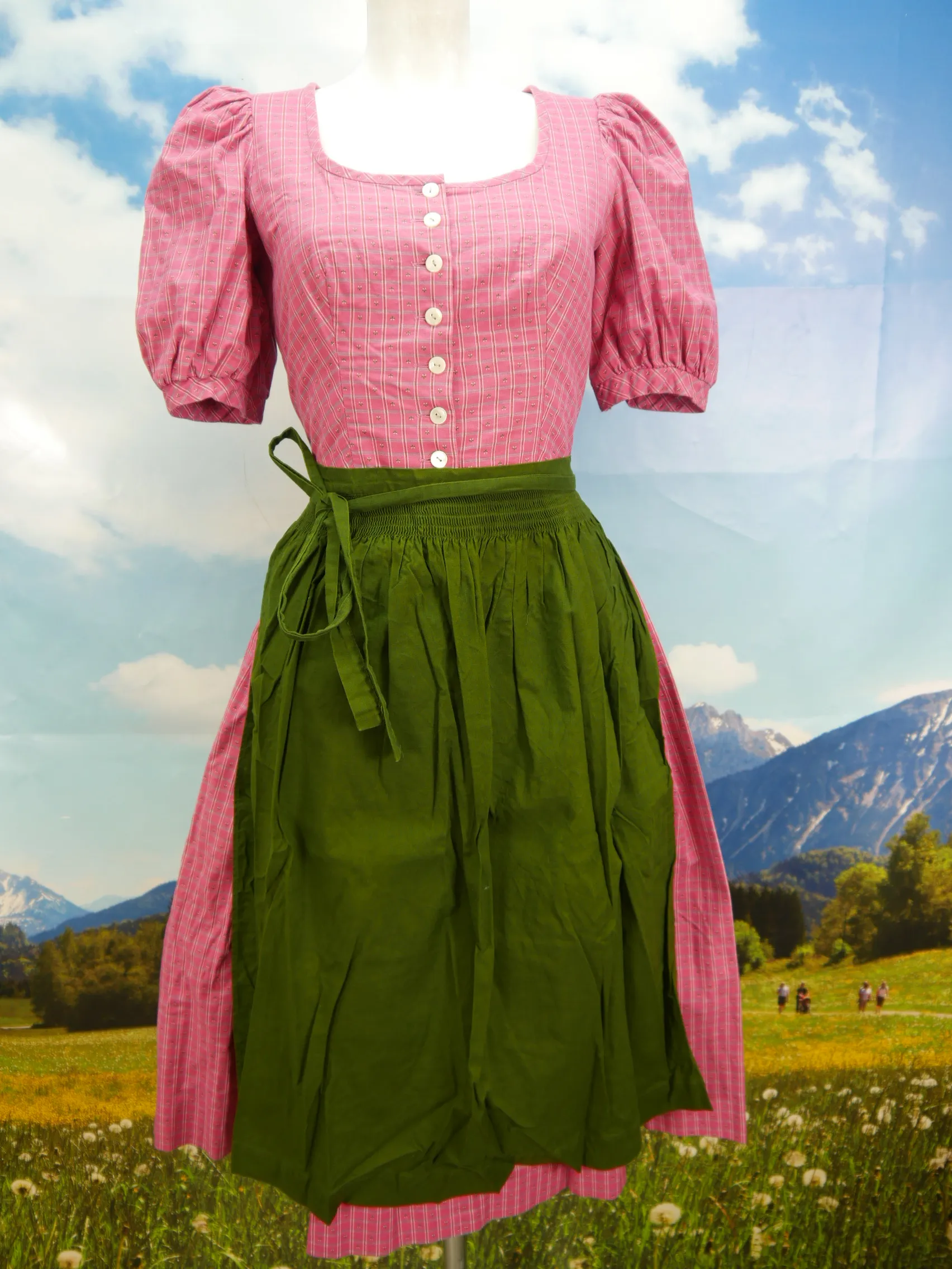 Hanne Modell Baumwolle herrlich süßes Vintage Dirndl mit Schürze Gr.40