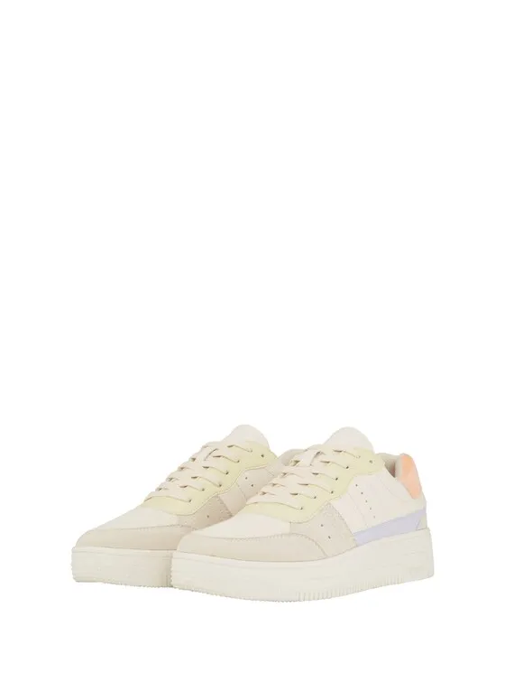 Sneaker mit Colour Blocking