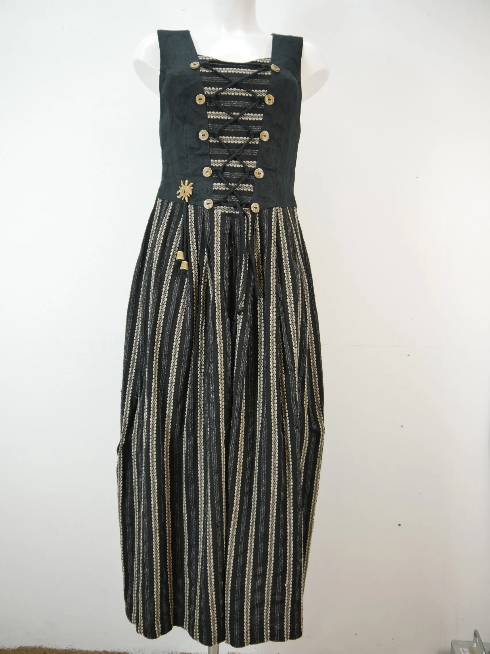 Sonnblick Landhausmoden schwarz gestreift süß Landhaus Kleid Trachtenkleid Gr.36