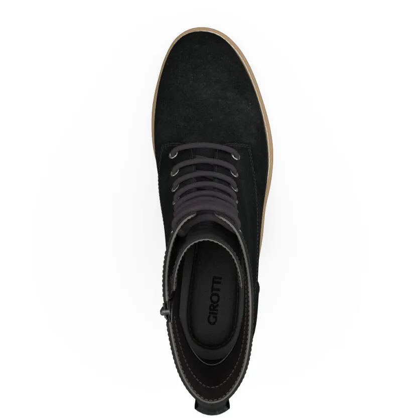 Stiefeletten mit robuster Sohle 39623