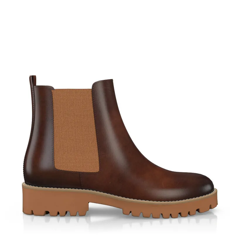 Stiefeletten mit robuster Sohle 39674